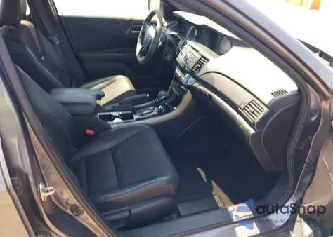 2016 Honda Accord Sport z USA, uszkodzony, nr VIN 1HGCR2F52GA221235